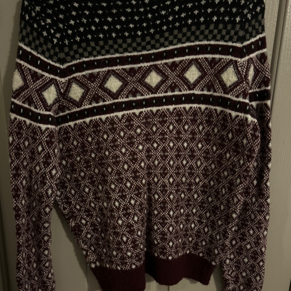 Abercrombie Women’s Sweater Medium - Picture 3 of 5